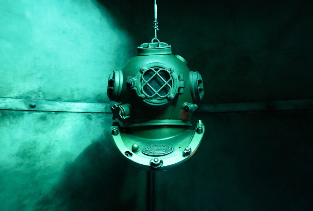 Unterwasserhelm aus der Vergangenheit